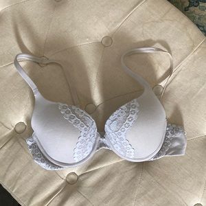 Victoria’s Secret Body By Victoria Perfect Shape 34B